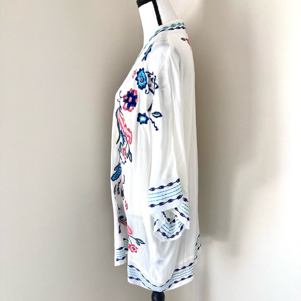 NWT Curations Embroidered Kimono Cover Up Size M/L - Picture 6 of 10